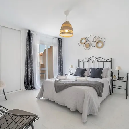 Apartament Afirama 1