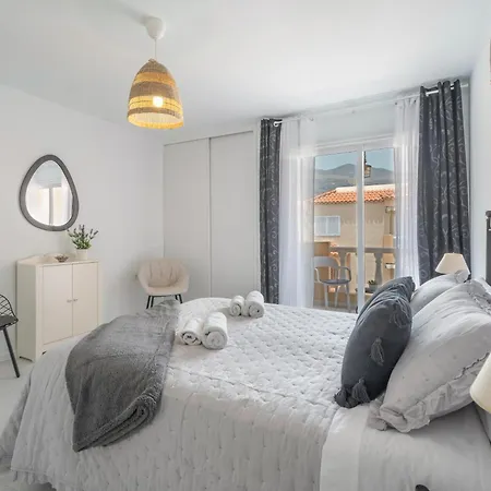 Apartment Afirama 1