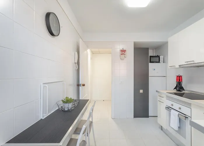 Appartement Afirama 1 *