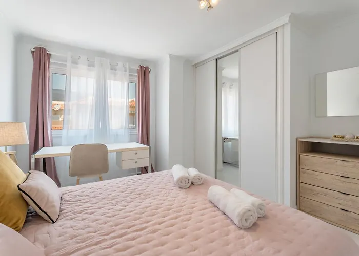 Apartment Afirama 1 *